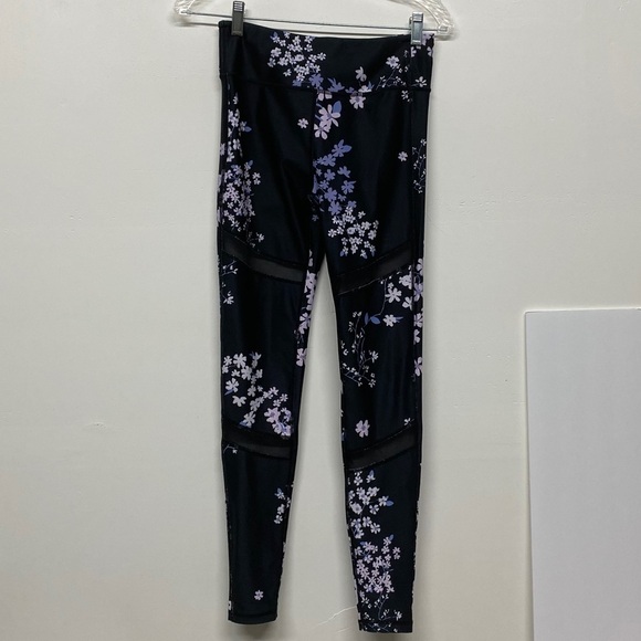 All Fenix Leggings - Picture 3 of 5